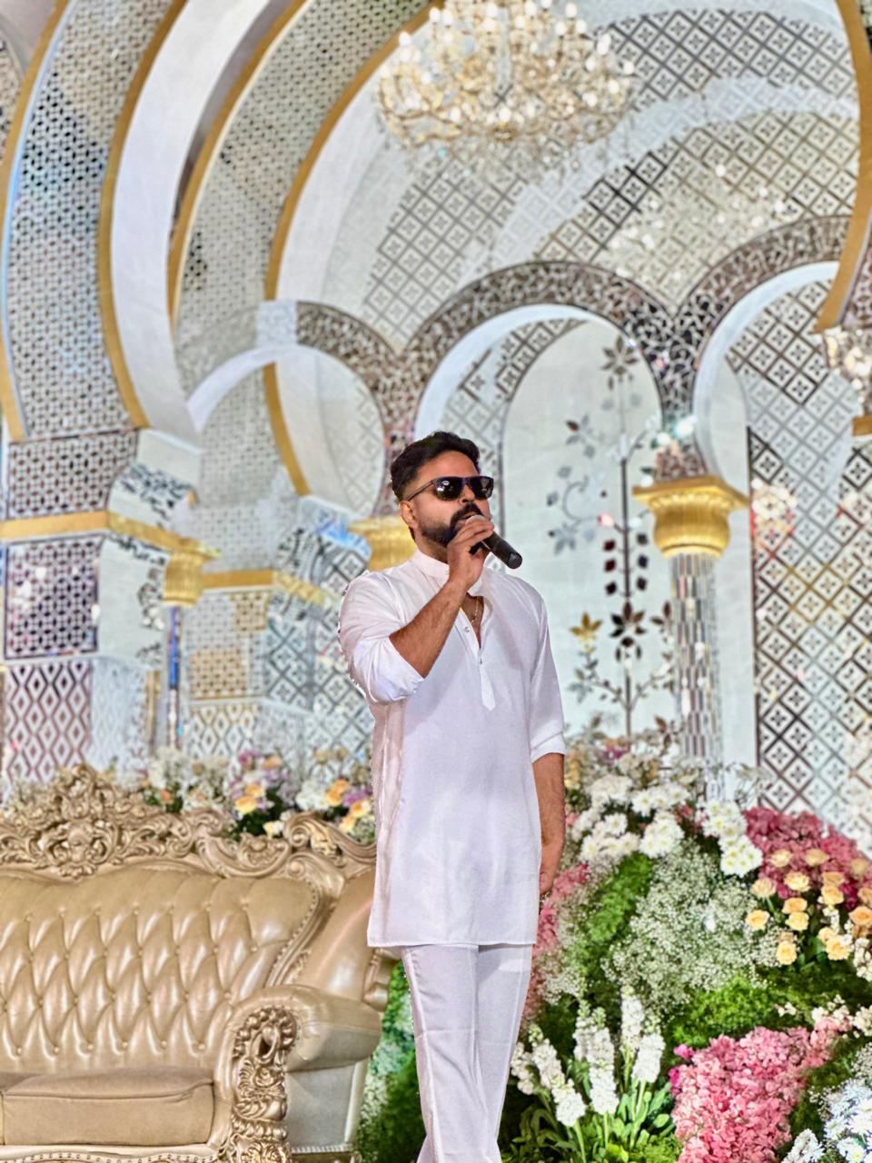 Samar Singh on stage